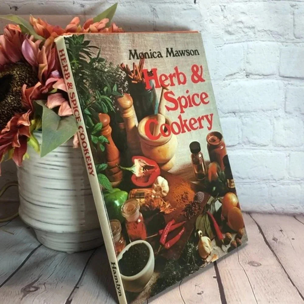 Vintage 1970 Monica Mawson HERB & SPICE COOKERY cookbook